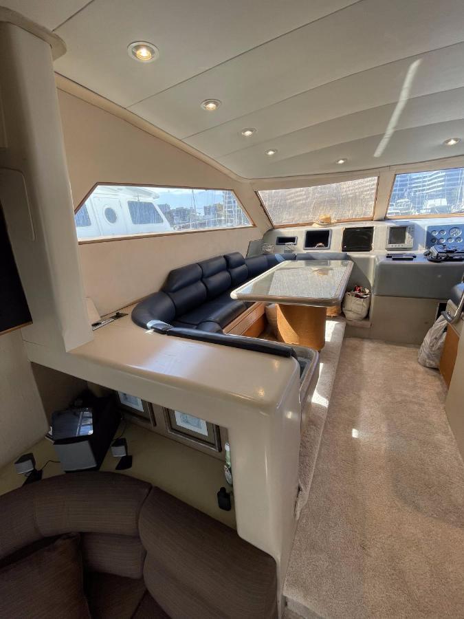 Hotel Yacht Sotavento 산트 아드리아 데 베소스 외부 사진